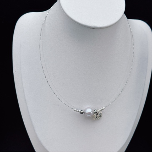 X563 Handmade S925 Freshwater Pearl Floating Bangle Necklace - Picture 6 of 8